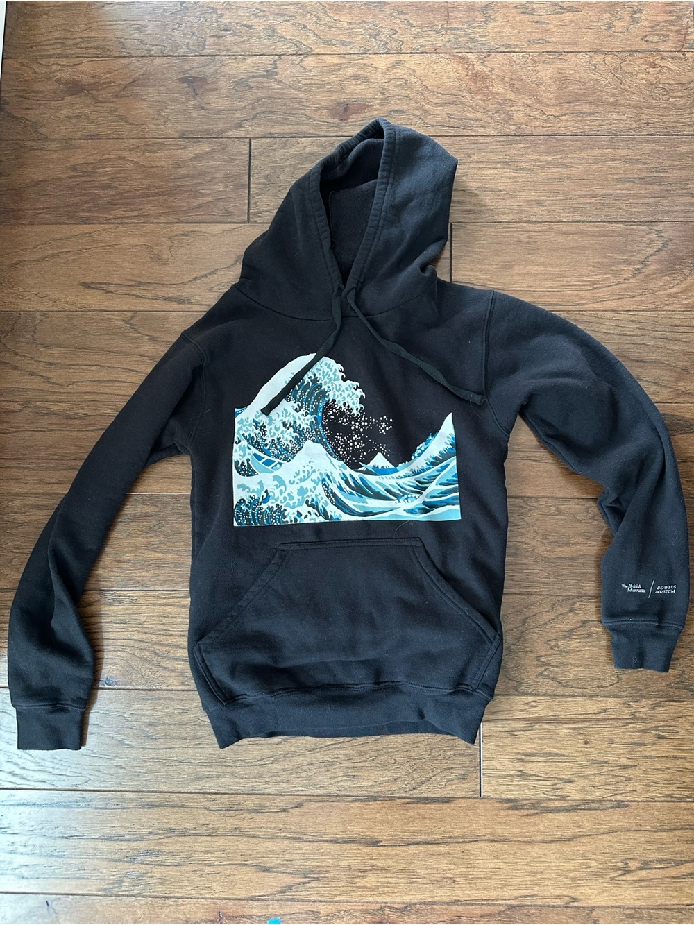 The Great Wave of Kanagawa Hoodie Size XS